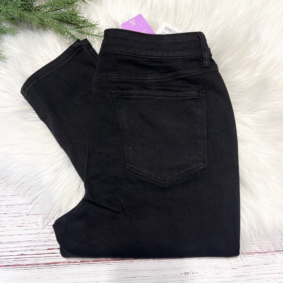 👖NWT🤩 |•ST. JOHN'S BAY•| Jet Black Secret Slender Skinny High Rise Jeans Sz 12 - Picture 6 of 9